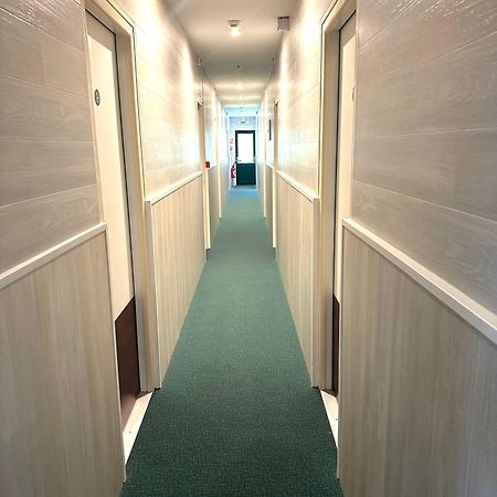 Hotel Roc Land Les Portes du Coglais Экстерьер фото